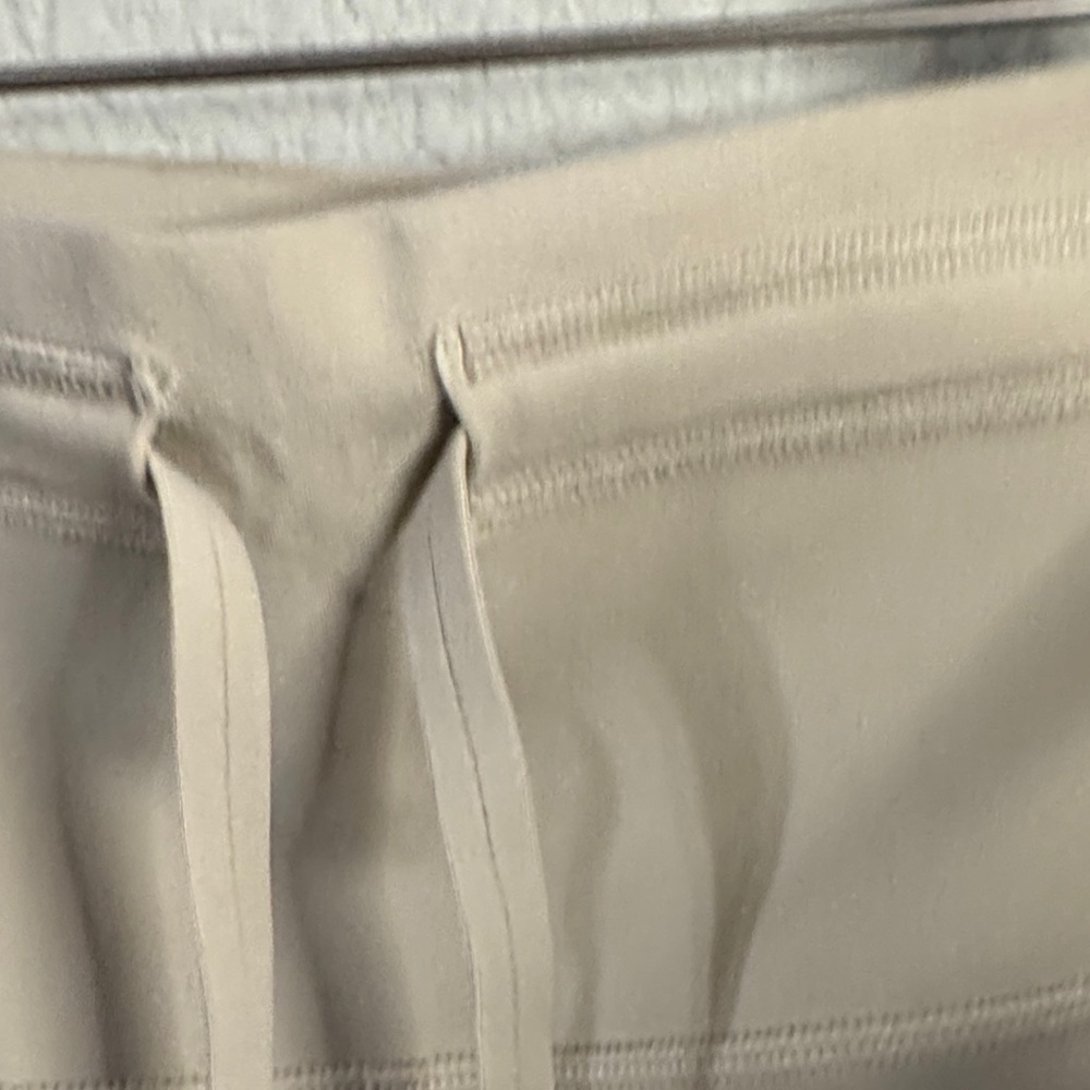 Athleta Salutation Cargo Tight - Picture 8 of 9